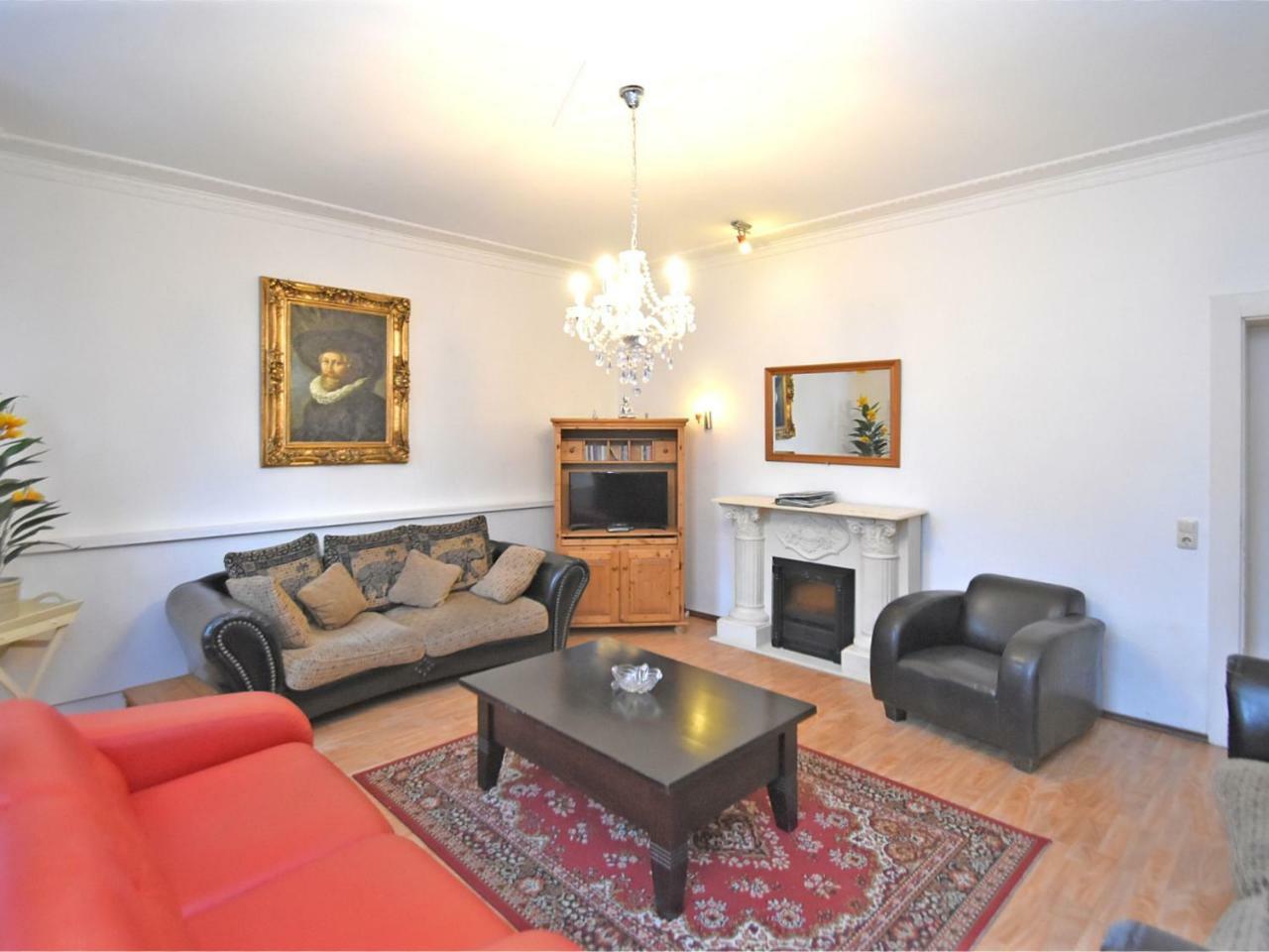Heritage Villa With Home Cinema Sauna Treuen Luaran gambar